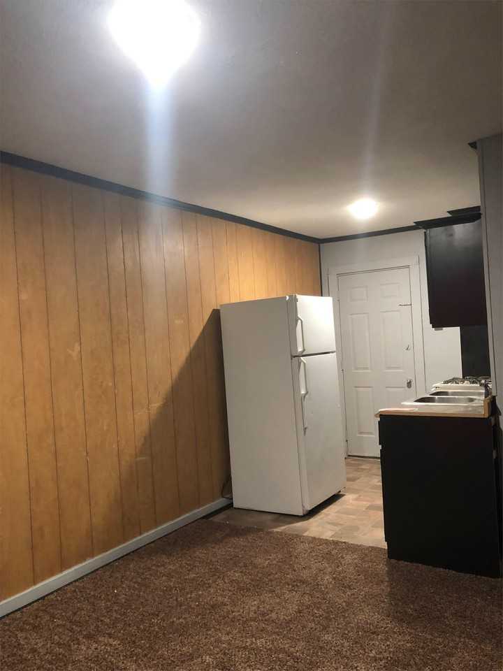 103 S SADDLER STREET - 3 #03 - Photo 2 of 8