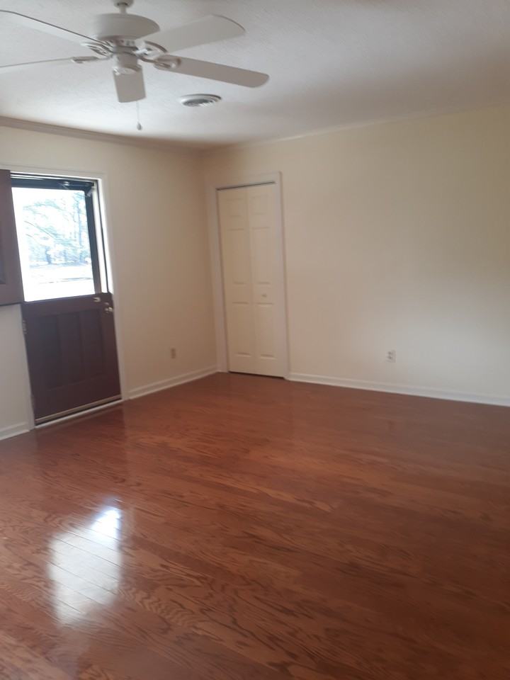 804 Gull Ln #1 - Photo 4 of 23