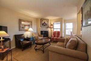 featured image of 6651 North Campbell Avenue #1
