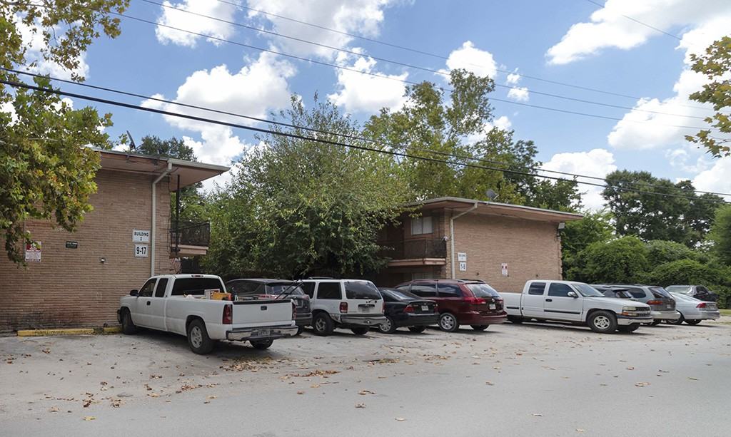 1906 Thonig - 13 #13 - Photo 2 of 19