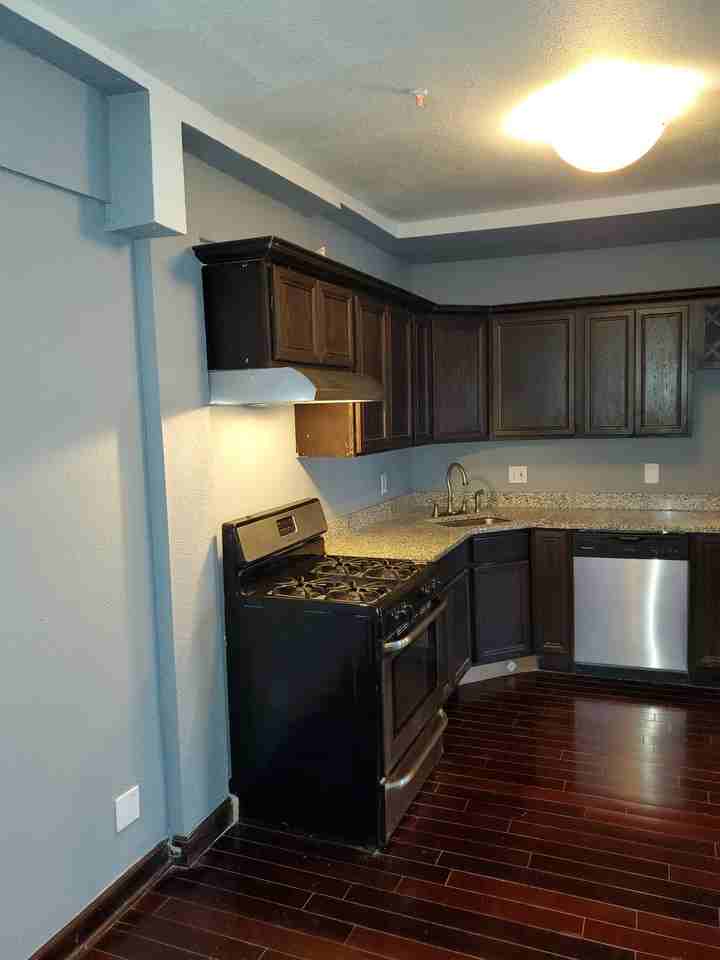 8845 E Jefferson Ave #204 - Photo 4 of 8