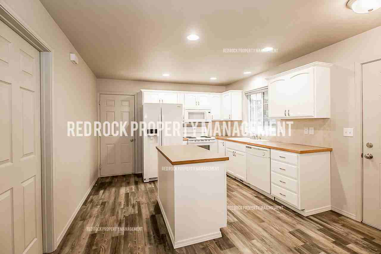 1603 N Drummond St #1603 - Photo 6 of 40