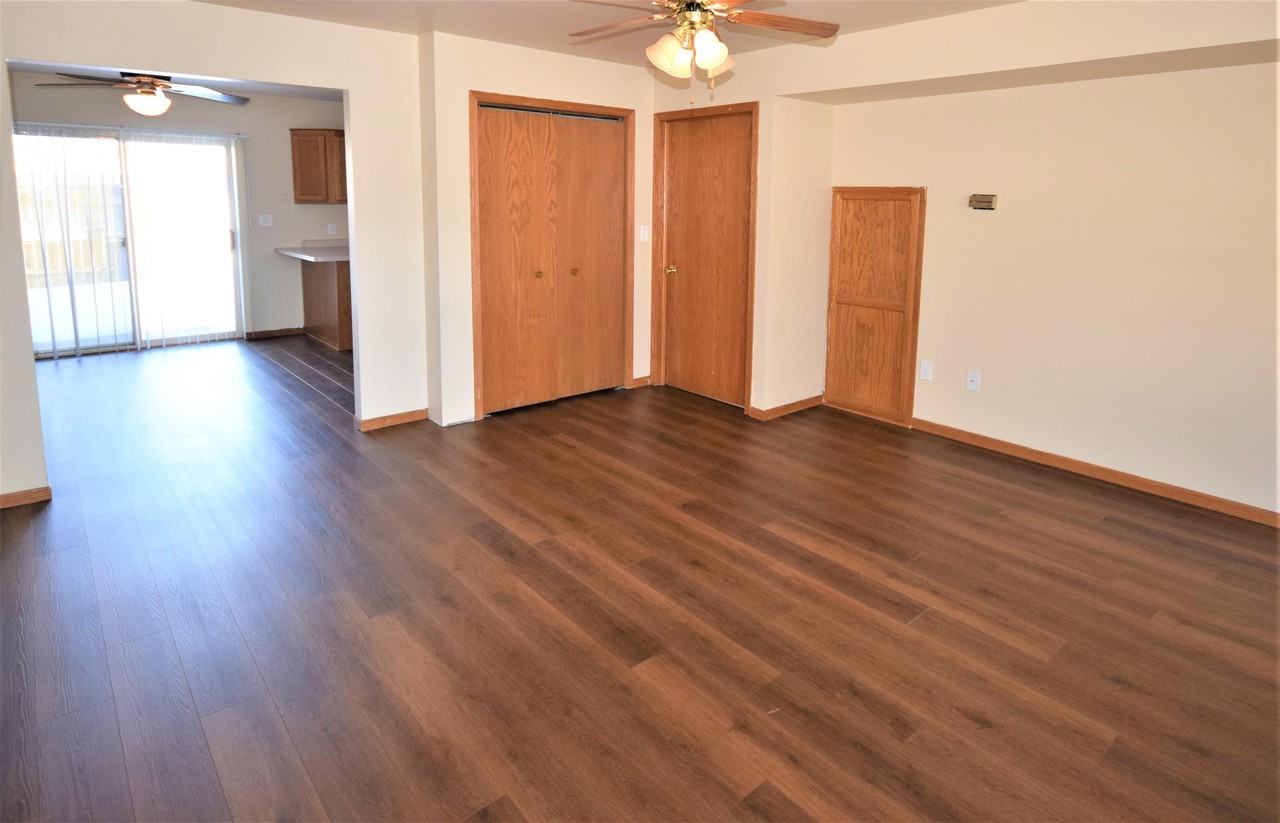 418 Preston Ln #5 - Photo 7 of 14