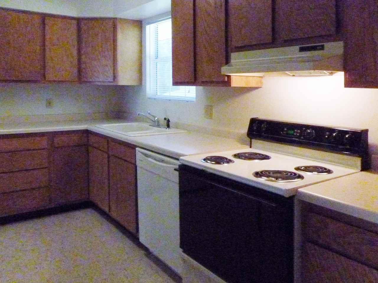 69 Pear Tree Ln #69 - Photo 3 of 4