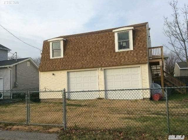 24 Lake St - Photo 2 of 14