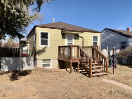 featured image of 2102 E 16th -Main #MAIN