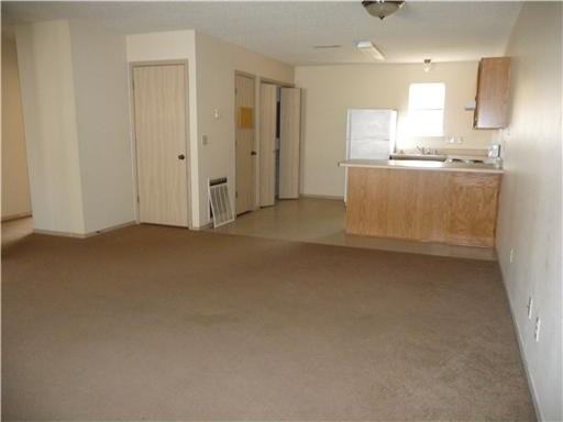 Westfield Pl - 611 B #611B - Photo 3 of 6