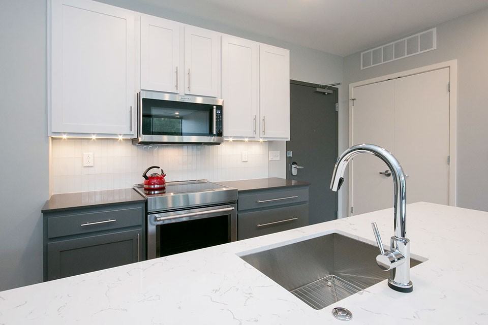 1300 Melrose Ave #207 - Photo 2 of 24