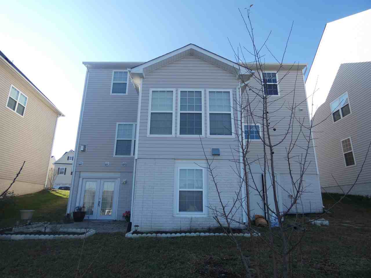 88 Carriage Hill Dr #B - Photo 2 of 15