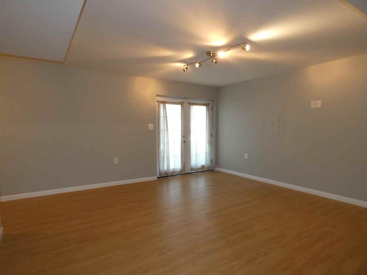 88 Carriage Hill Dr #B - Photo 5 of 15