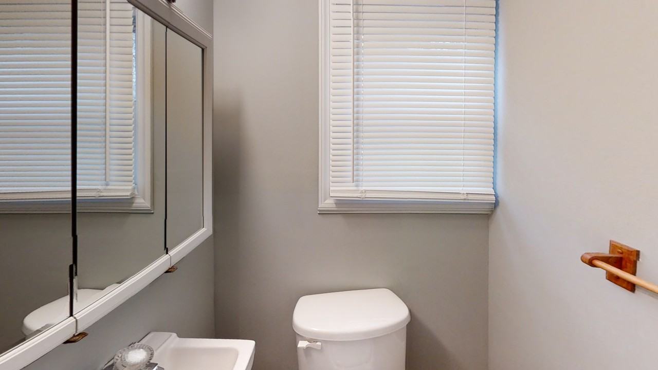 35 Mill St #1 - Photo 4 of 9
