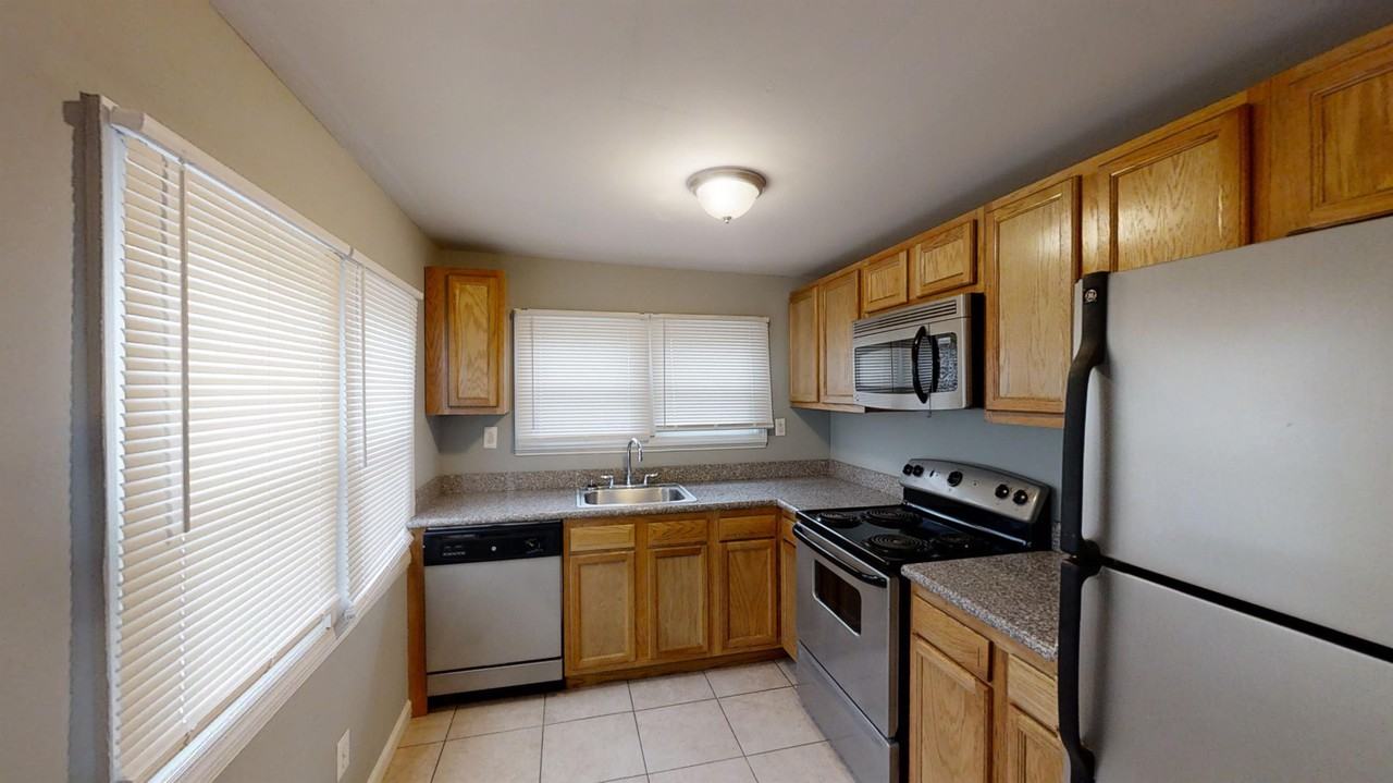 35 Mill St #1 - Photo 7 of 9