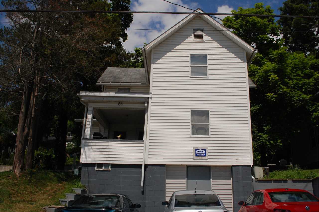 65 Franklin Ave - Photo 3 of 3