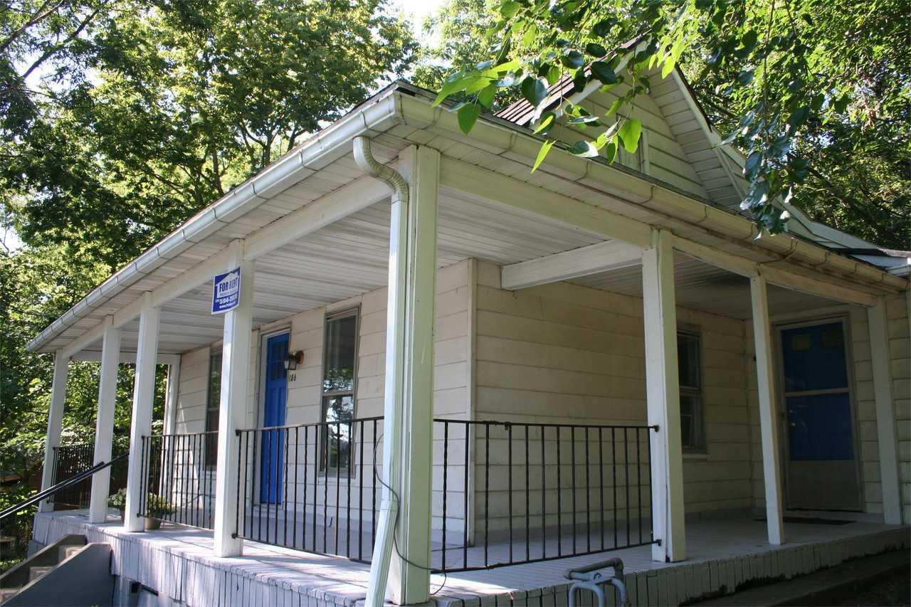 186 West Washington Street - Photo 5 of 10