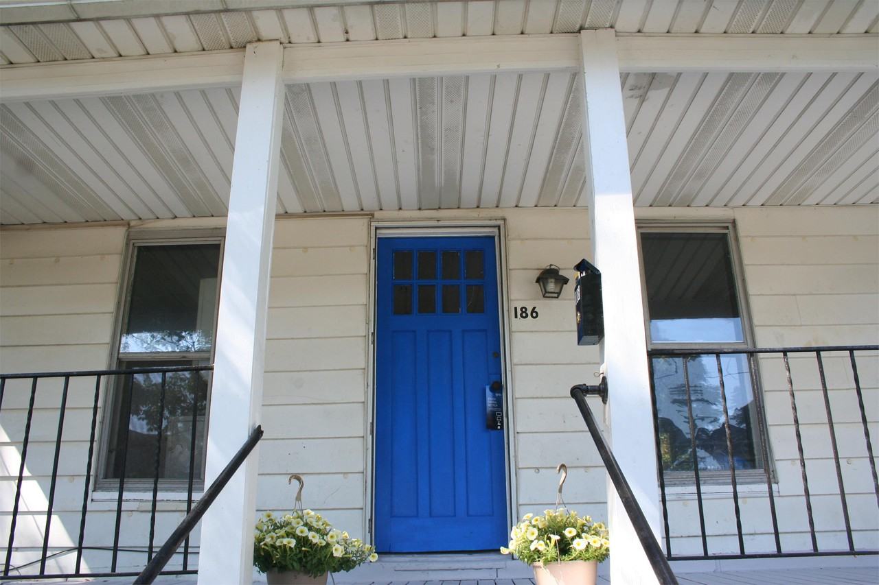 186 West Washington Street - Photo 7 of 10