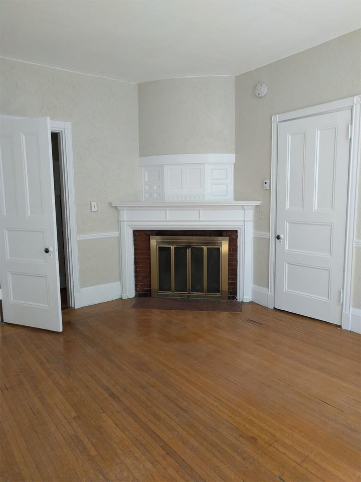52 Deering St #2 - Photo 5 of 9