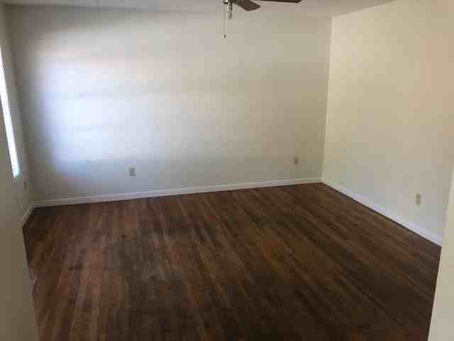 213 N 6th St #1 - Photo 3 of 17