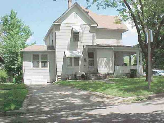 626 W 7th St #2 - Photo 5 of 5