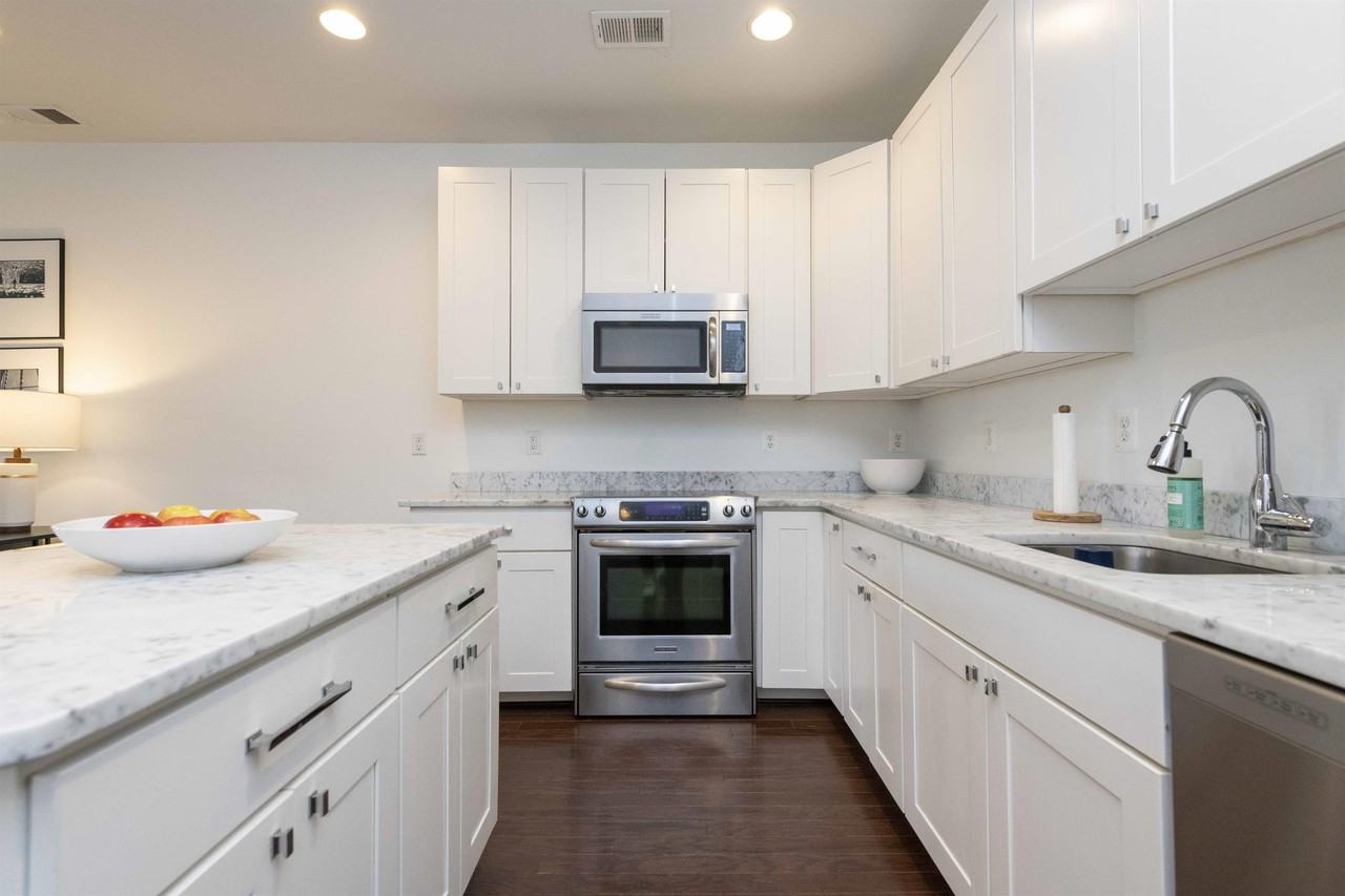 3415 Sherman Ave Nw #1 - Photo 7 of 24