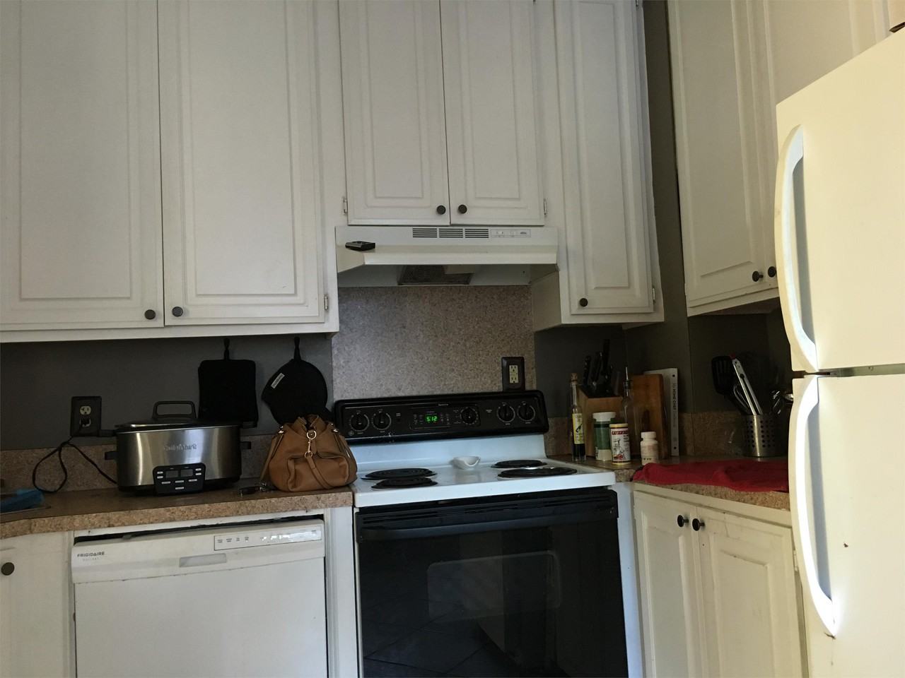 2411 Preston St #1 - Photo 7 of 30