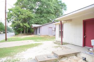 featured image of 2005 Railroad St #1