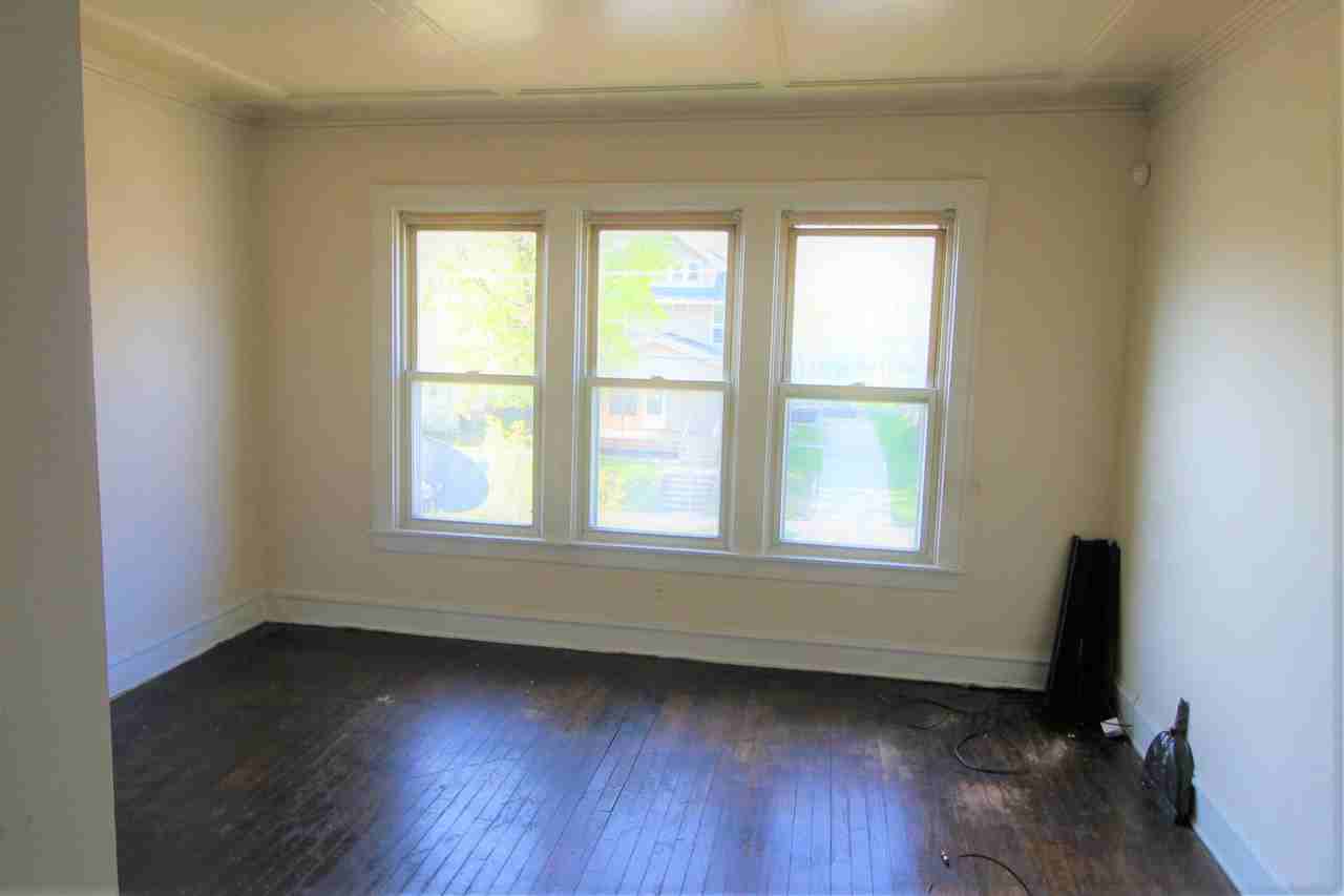 855 Alexander St Se #2 - Photo 4 of 7