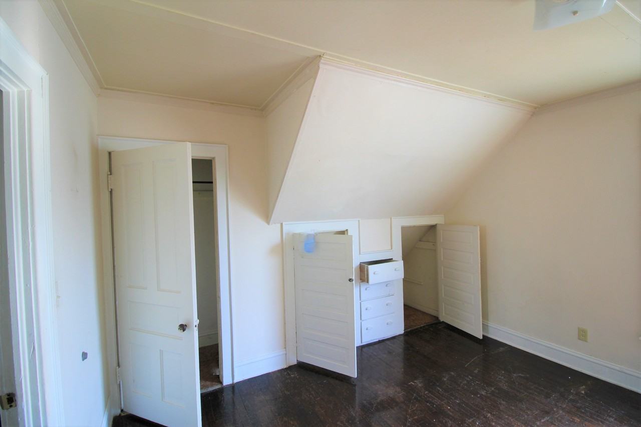 855 Alexander St Se #2 - Photo 6 of 7