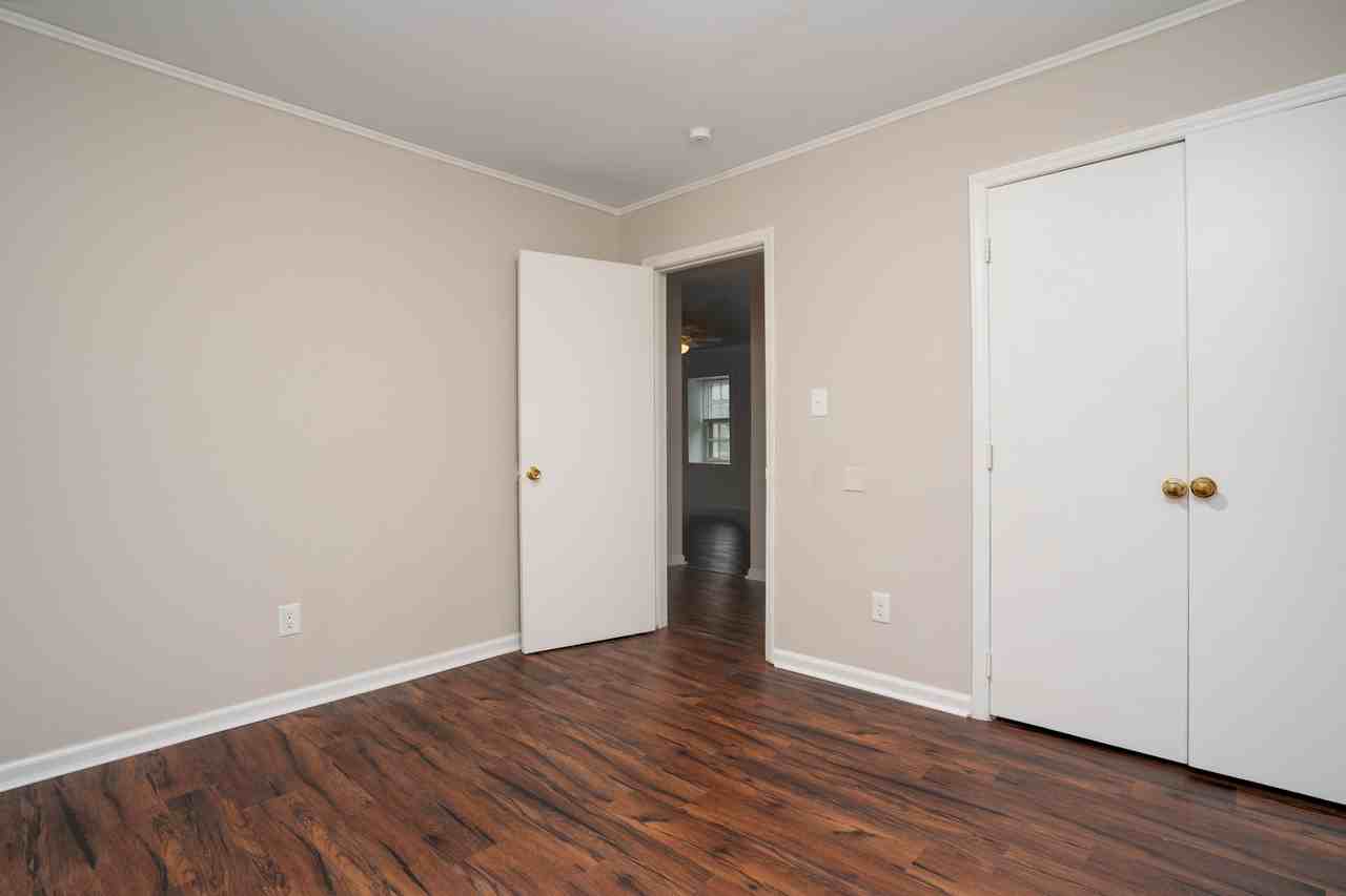 921 Planters Street #921 - Photo 6 of 10