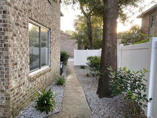 407 76th Ave N #1 - Photo 2 of 14