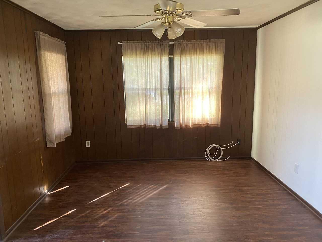 3204 Ross Cir - Photo 6 of 13