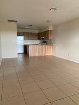 821 Ne 8th St #D - Photo 1 of 1