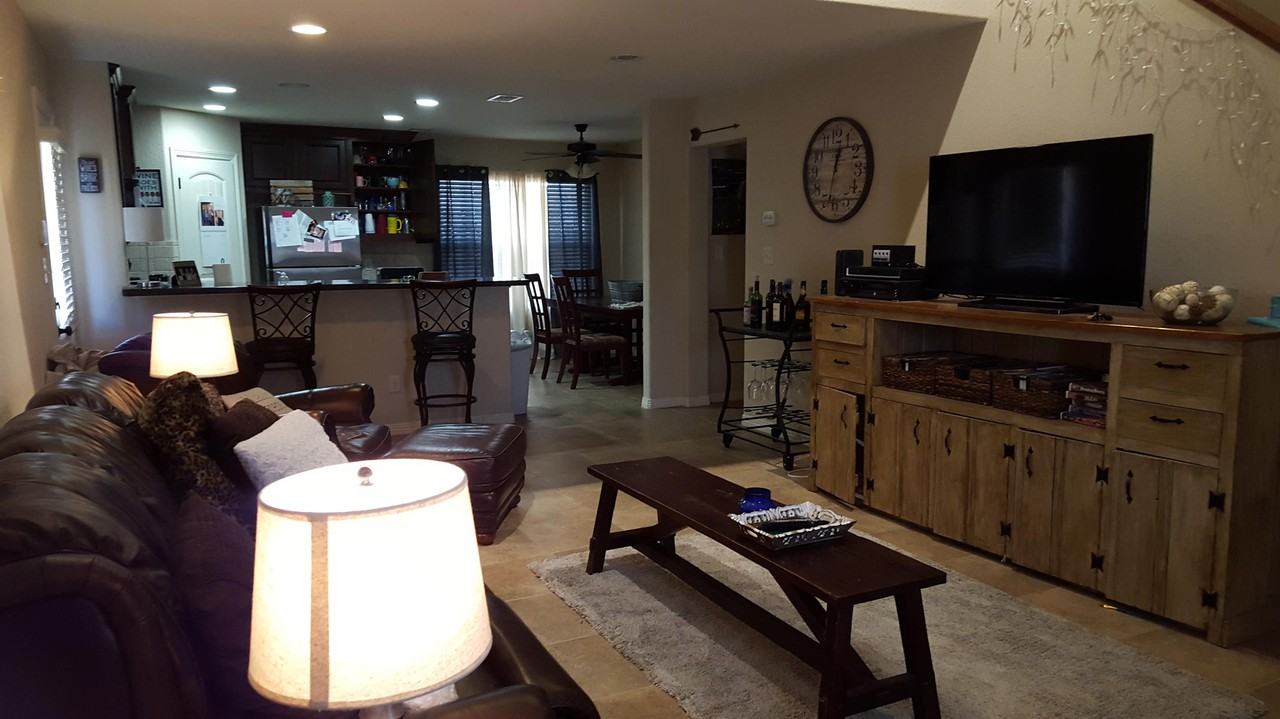 500 Macarthur StreetUnit A #A - Photo 4 of 8