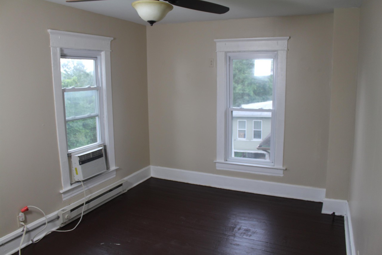140 N Lancaster St #140 - Photo 7 of 29