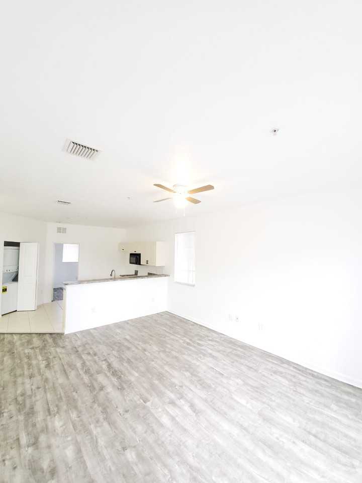 1945 Marsh Harbor Dr #1 - Photo 7 of 32