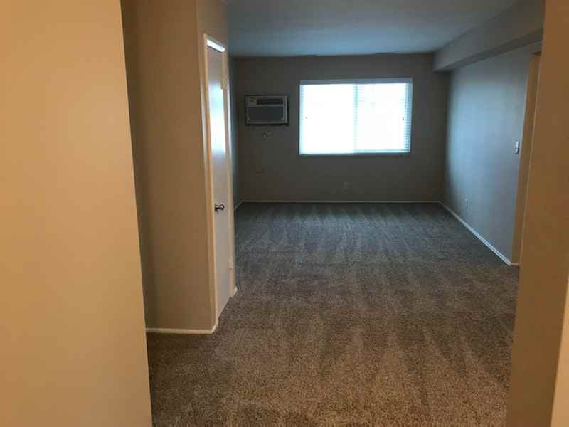 30 Lindsey Rd #30E - Photo 2 of 5