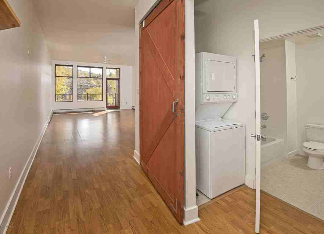705 Nogal Rd #B3 - Photo 3 of 20