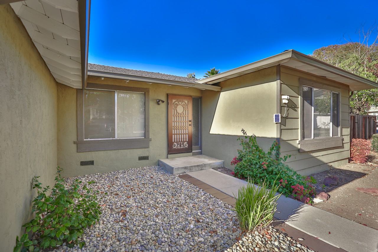 3439 Pinnacle Dr #1 - Photo 3 of 45