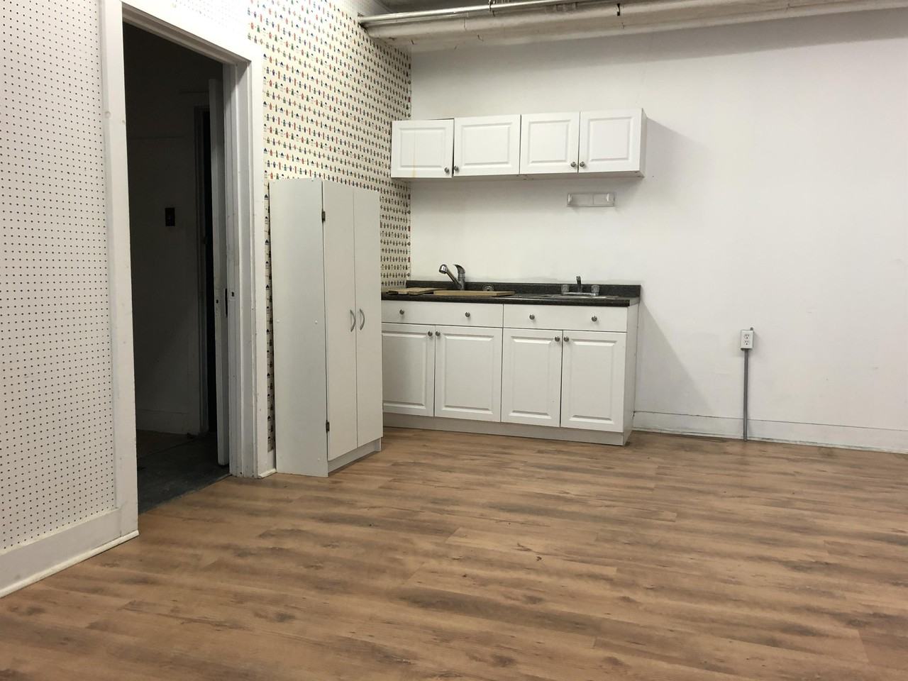 67 Queen St #2 - Photo 3 of 8