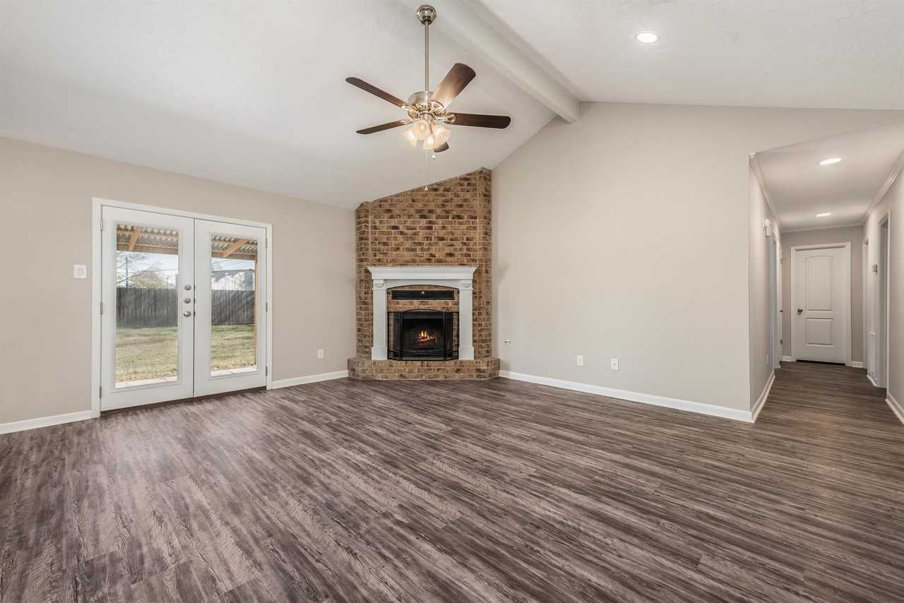 3900 Sioux Cir #1 - Photo 4 of 15