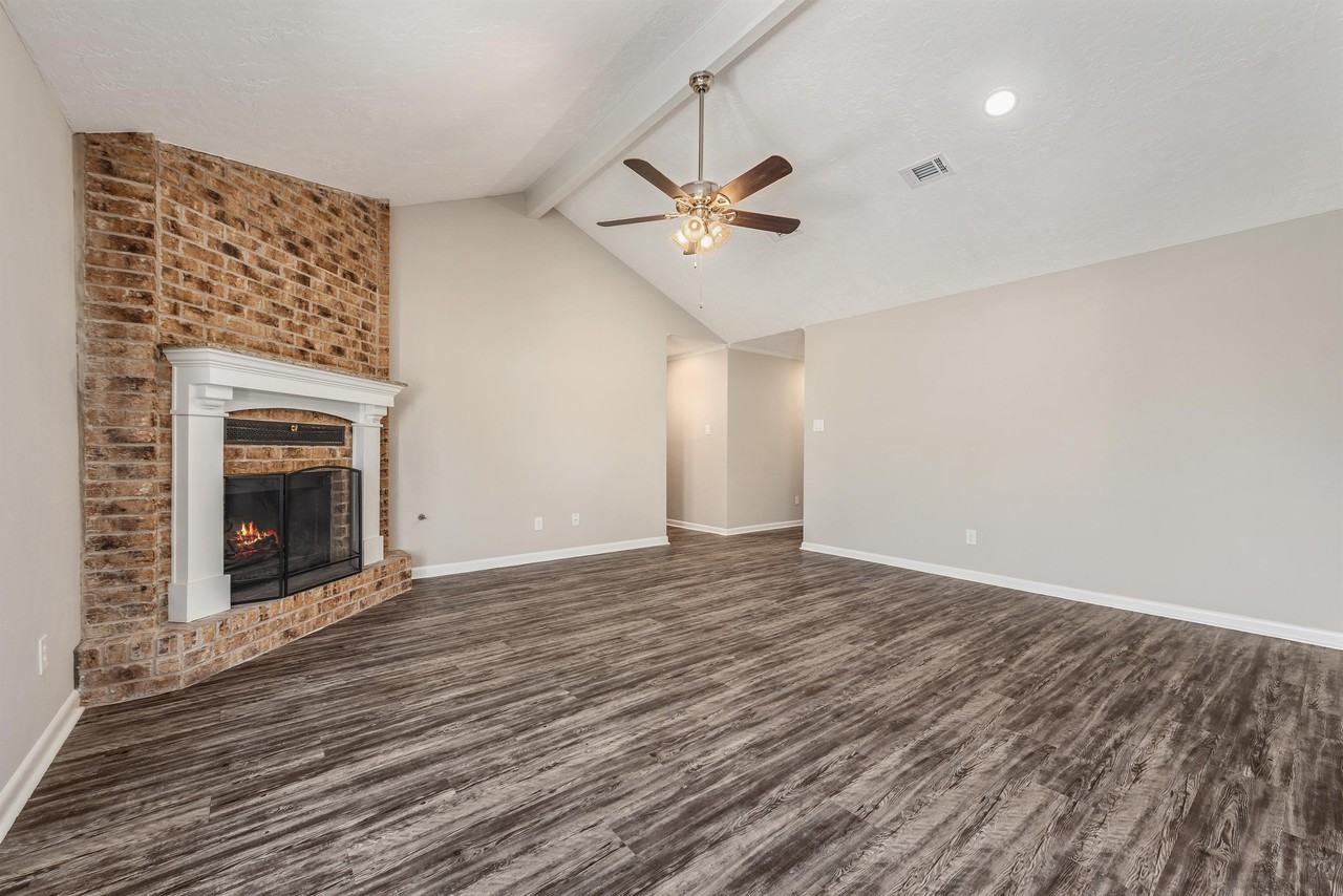 3900 Sioux Cir #1 - Photo 5 of 15