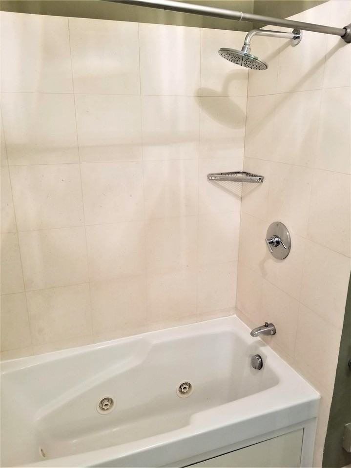 156 S Oak Knoll Ave #209 - Photo 7 of 18