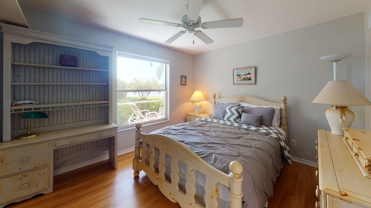 529 529 Windsor SquareUnit 101 #101 - Photo 6 of 13