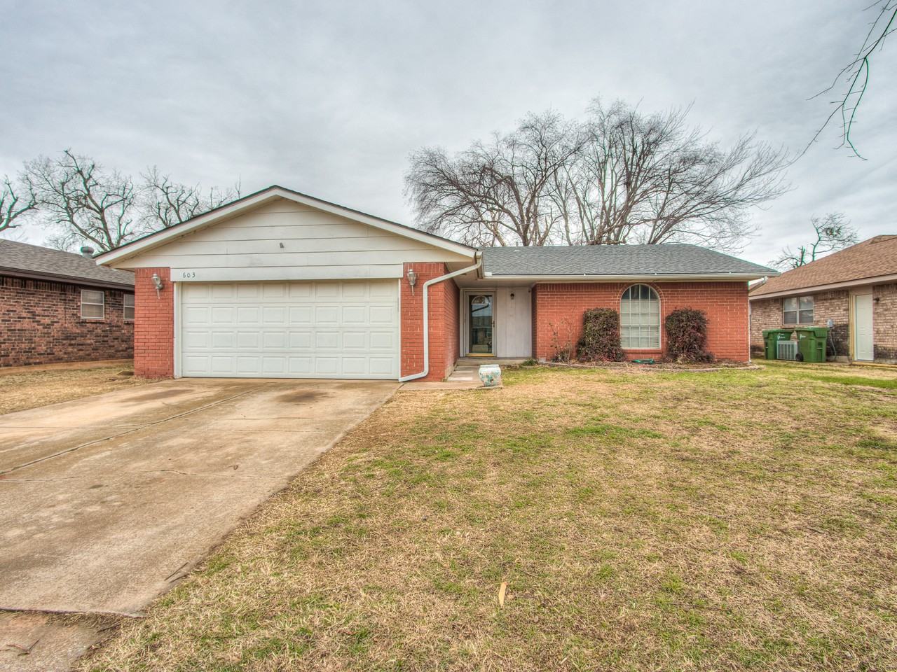 603 Vickie Dr #1 - Photo 3 of 35