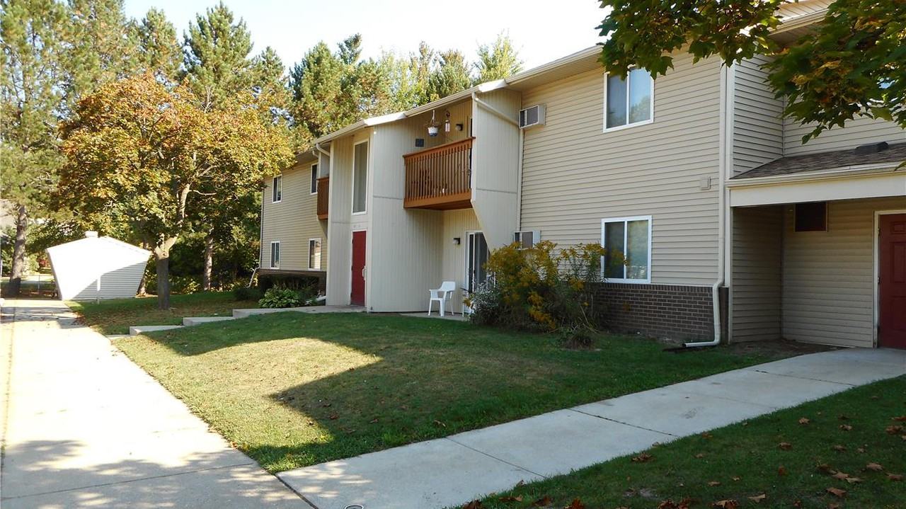 590 N Main St #A03 - Photo 2 of 2