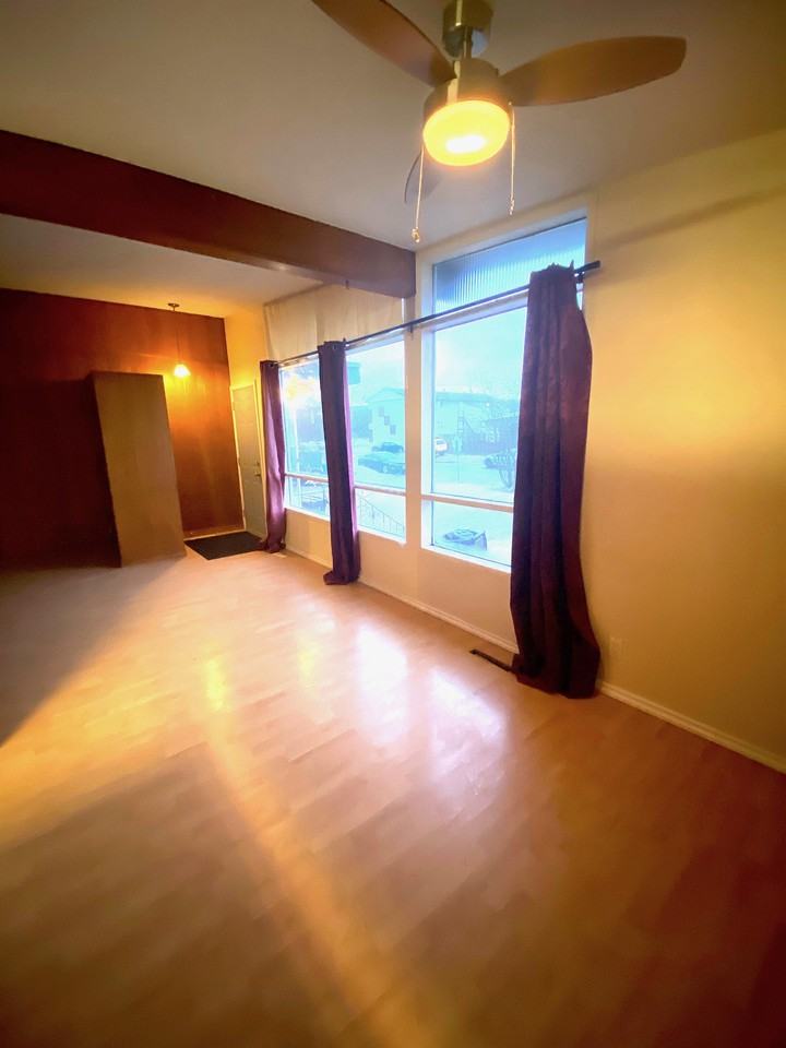 452 Patterson St #1 - Photo 2 of 18