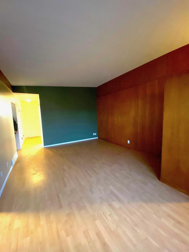 452 Patterson St #1 - Photo 3 of 18