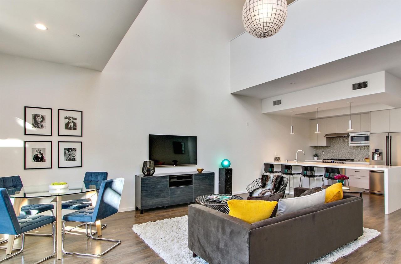 1342 North Hayworth Avenue #201 - Photo 2 of 10