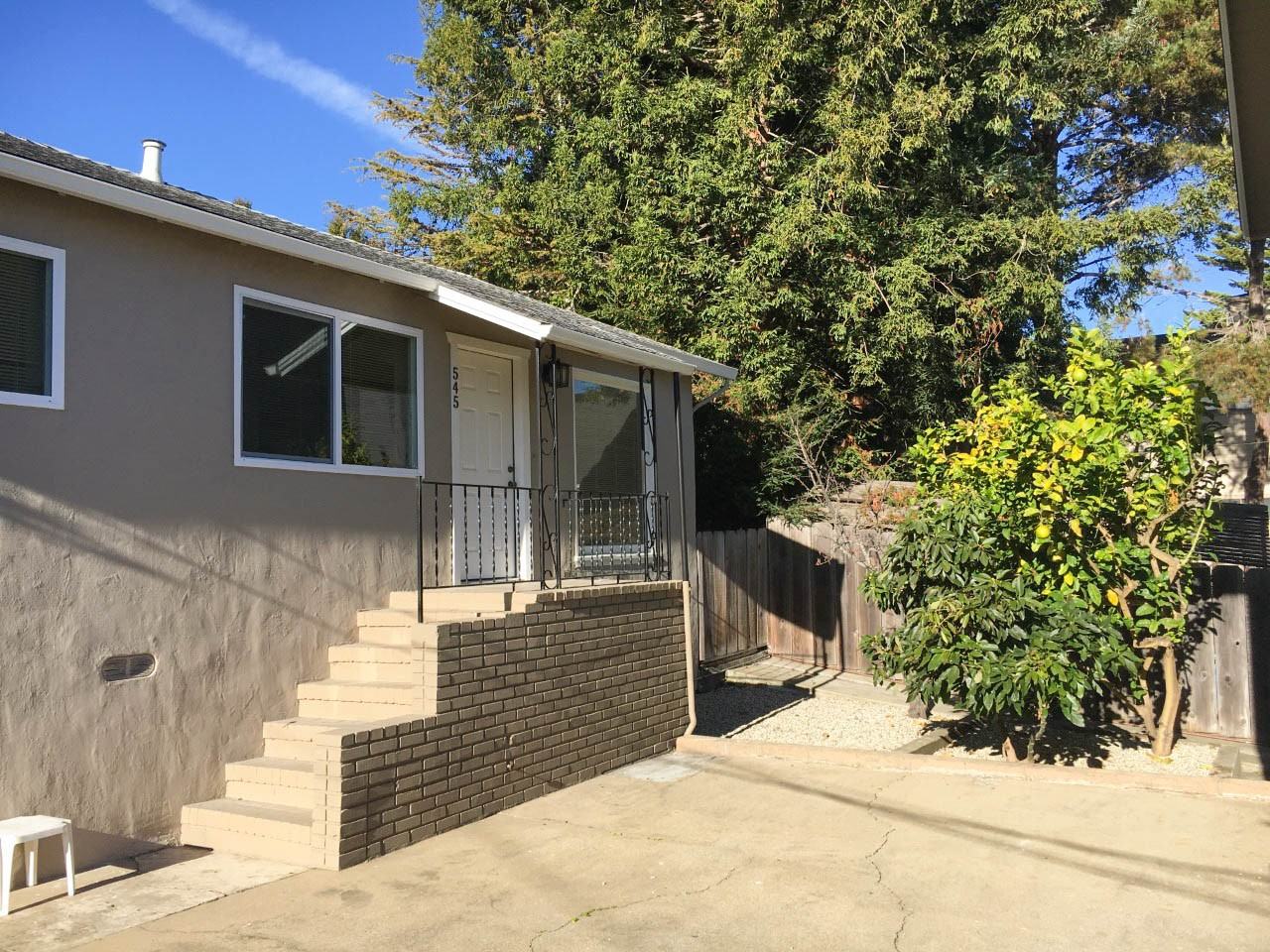 545 Hawthorne St #545