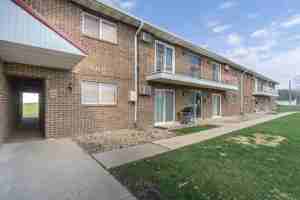 featured image of 101 16th Ave Nw #1