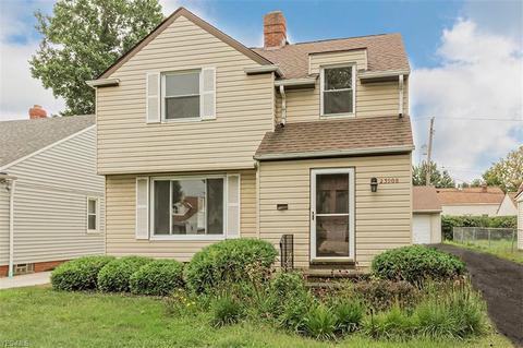 23908 E Baintree Rd #1 - Photo 4 of 25